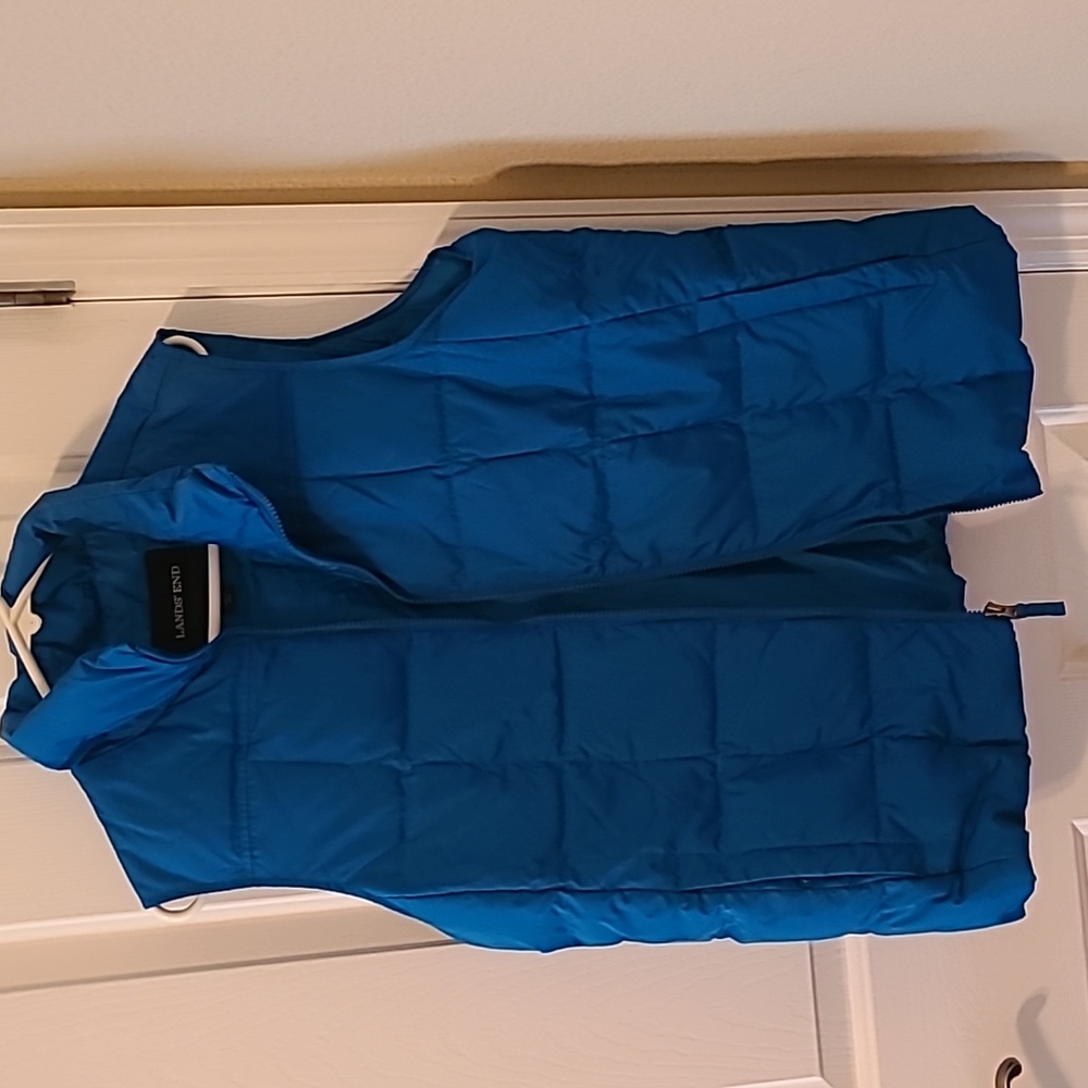 Lands End puffer vest size large
